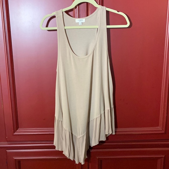 Layering tunic - Picture 1 of 3